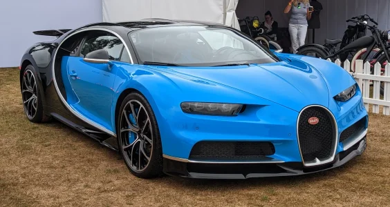 BugattiChiron.webp